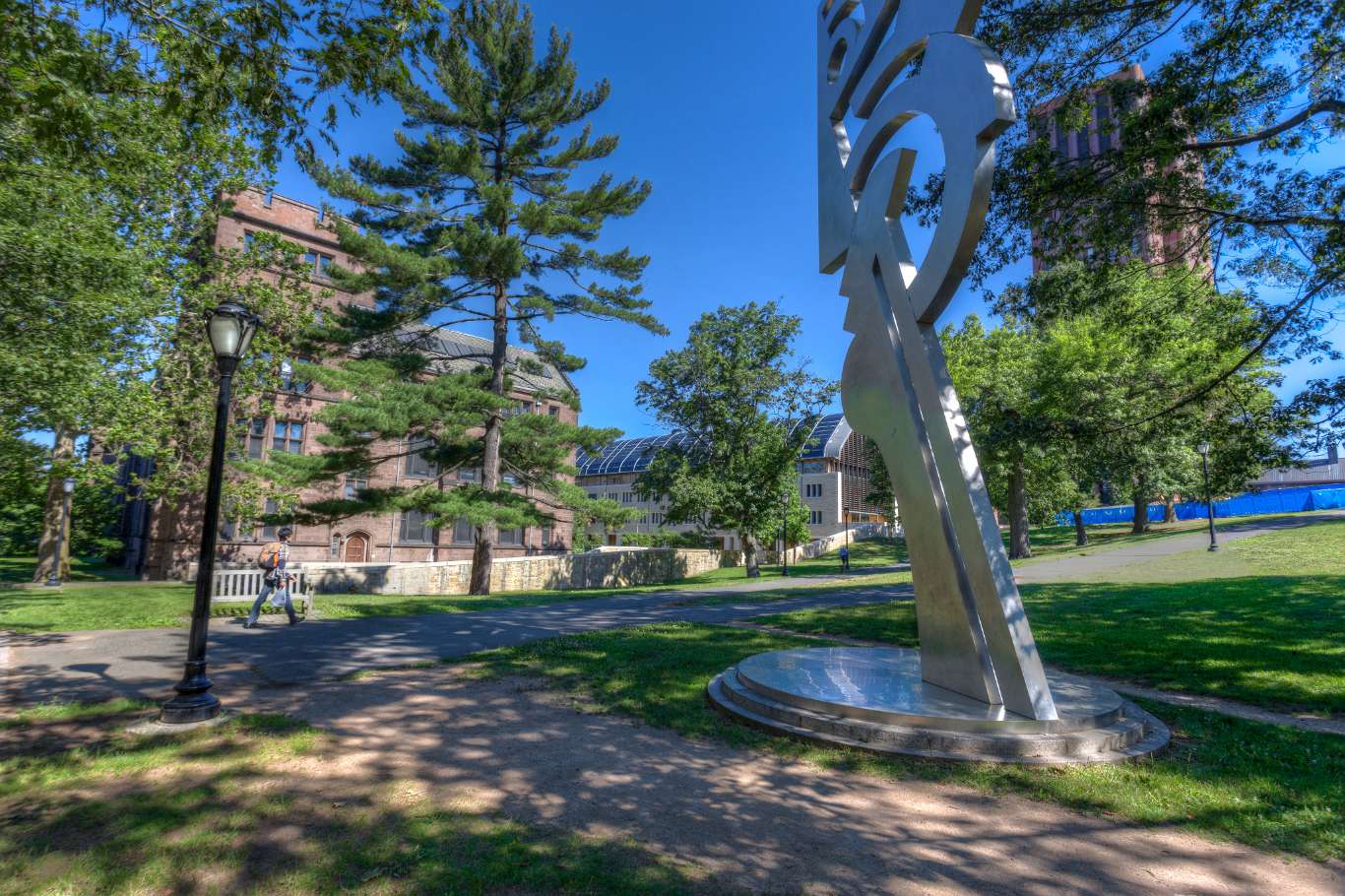 Experience Yale Science Tour in Virtual Reality. Press Alt plus A for